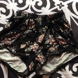 Flowered Black Shorts